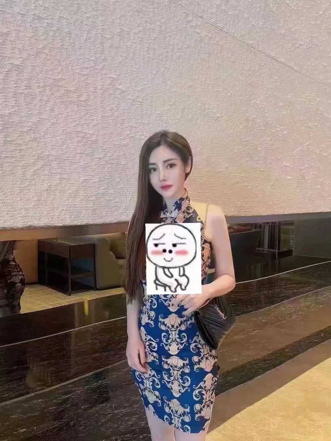 都是年轻漂亮小妹妹